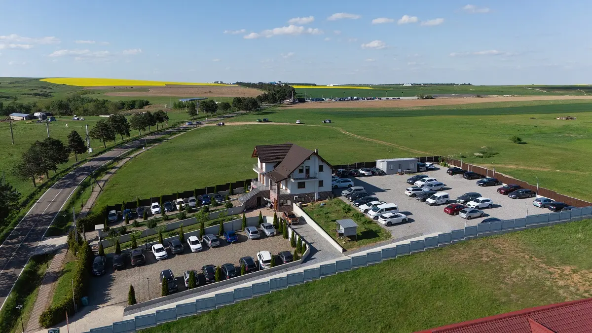 Palagheanu Air Park parcare privata langa Aeroportul Suceava Salcea